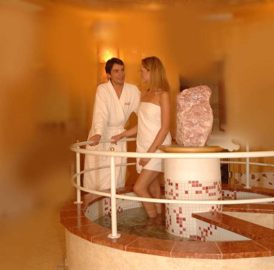 Hotel Neuwirt 람자우 암 다흐스타인 외부 사진